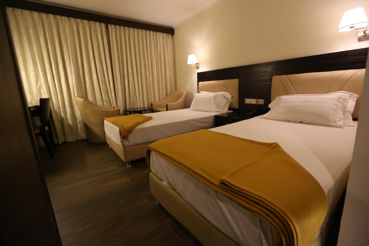 Hotel La Castle Chennai Eksteriør bilde