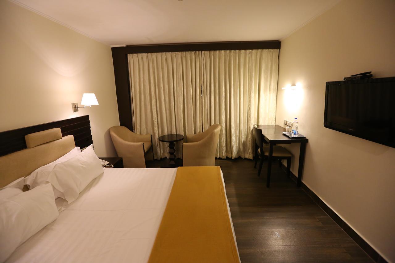 Hotel La Castle Chennai Eksteriør bilde