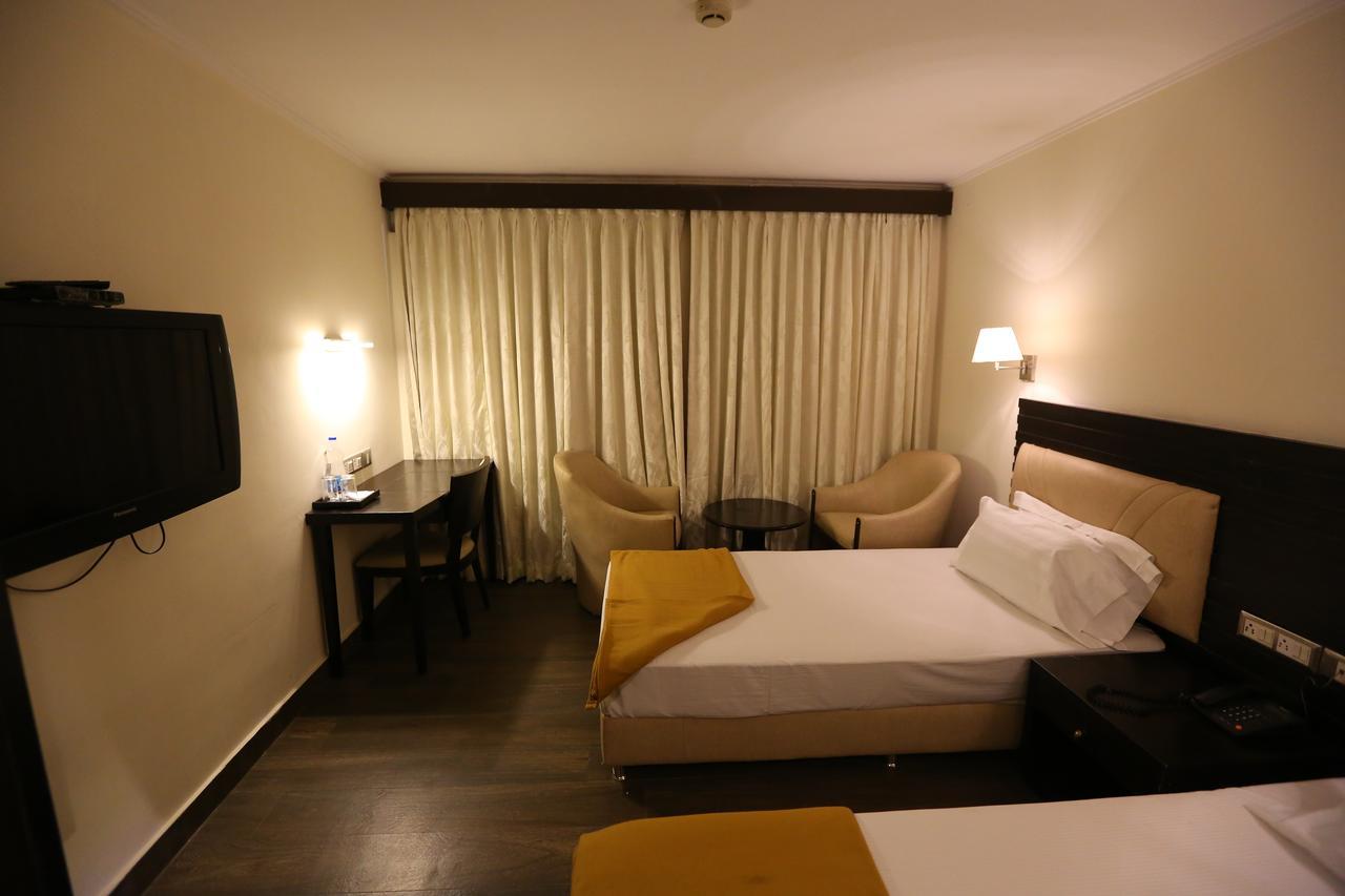 Hotel La Castle Chennai Eksteriør bilde