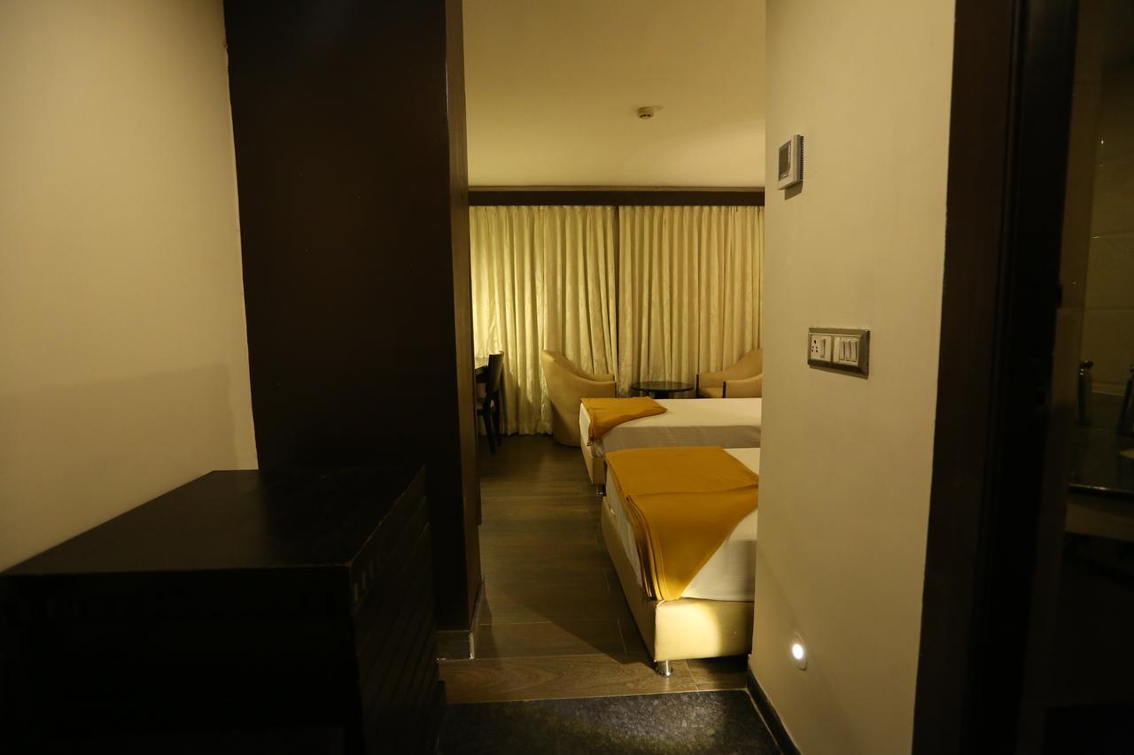 Hotel La Castle Chennai Eksteriør bilde
